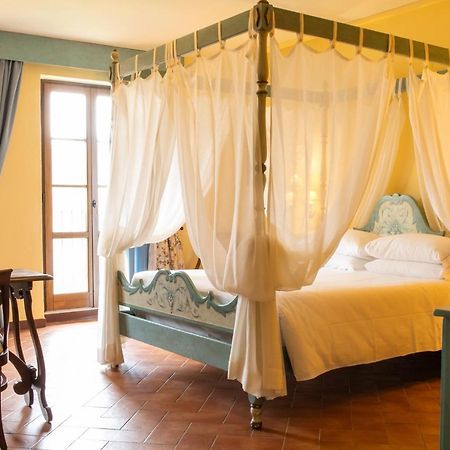 Borgo I Tre Baroni - Spa Suites & Resort Poppi Exterior photo