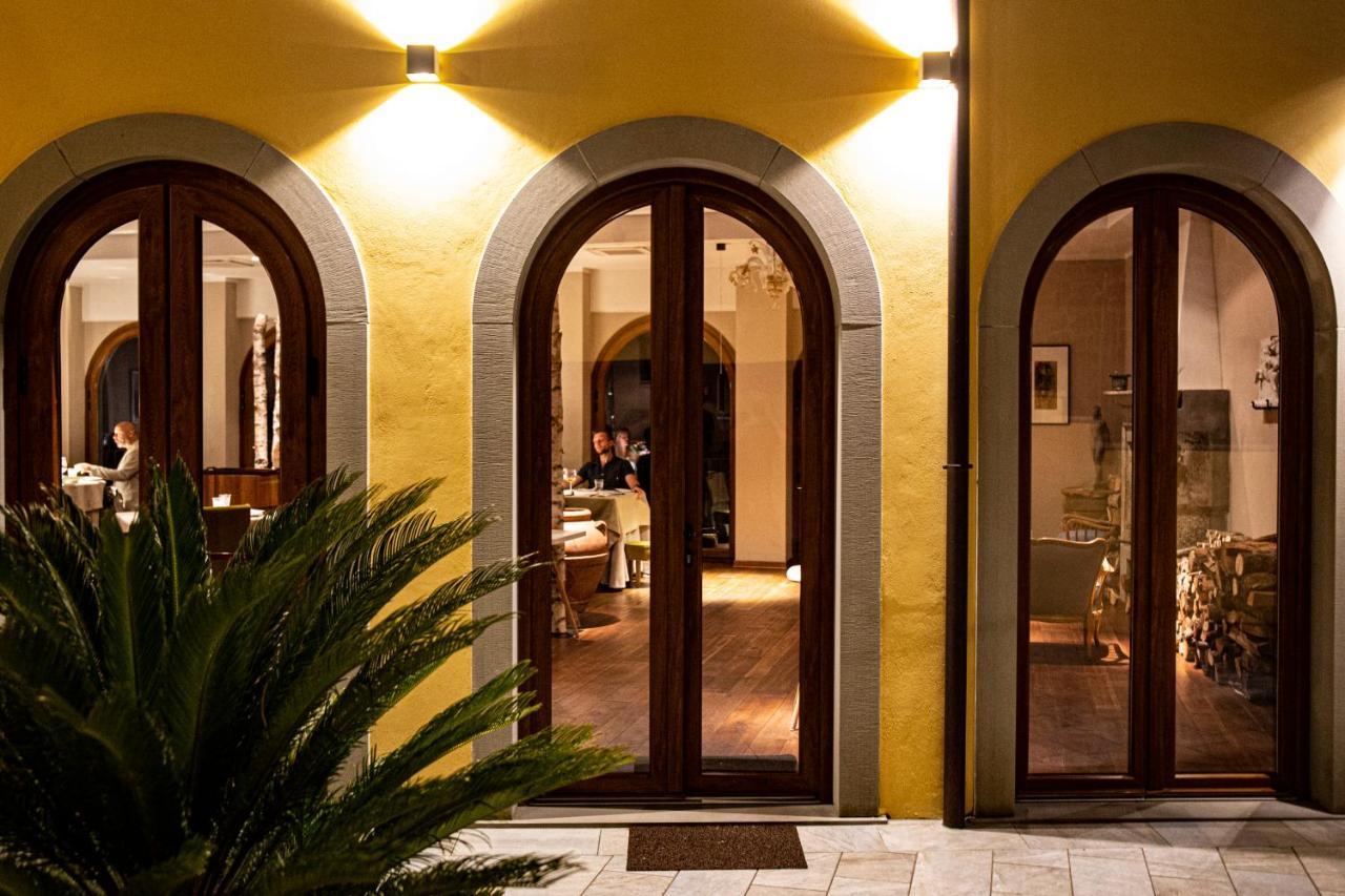 Borgo I Tre Baroni - Spa Suites & Resort Poppi Exterior photo