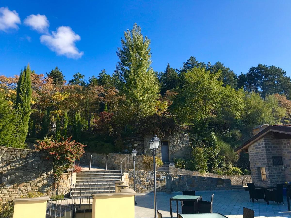 Borgo I Tre Baroni - Spa Suites & Resort Poppi Exterior photo