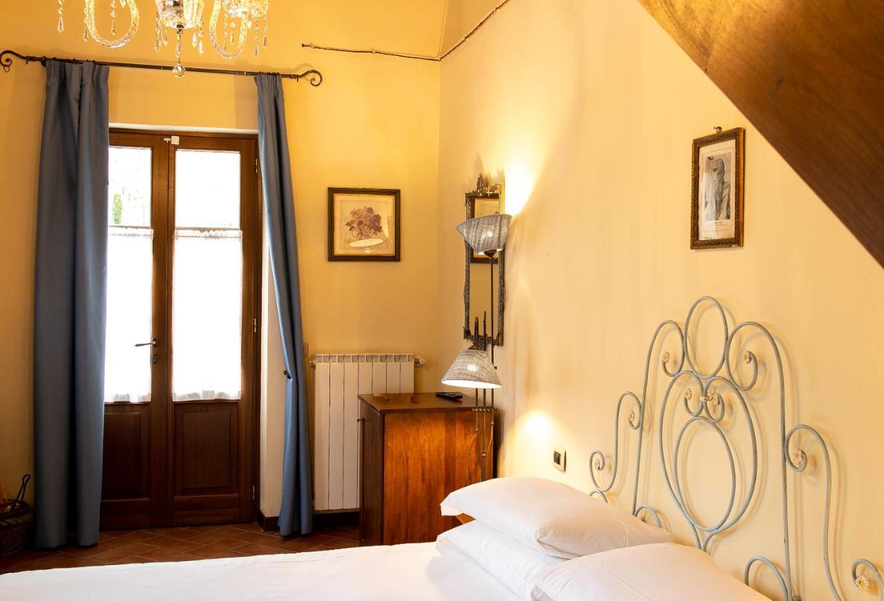Borgo I Tre Baroni - Spa Suites & Resort Poppi Exterior photo