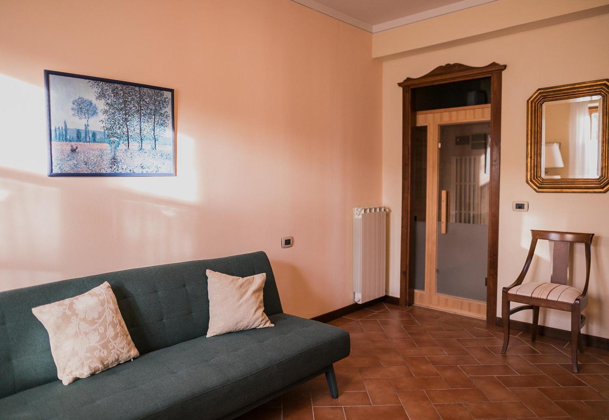 Borgo I Tre Baroni - Spa Suites & Resort Poppi Exterior photo
