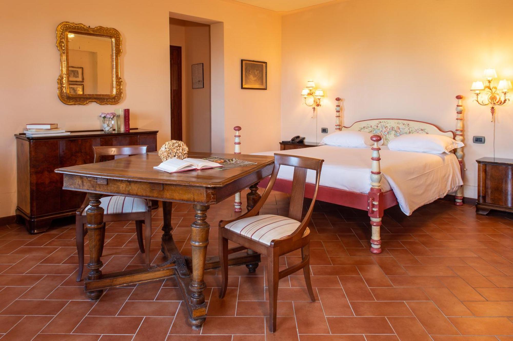 Borgo I Tre Baroni - Spa Suites & Resort Poppi Exterior photo